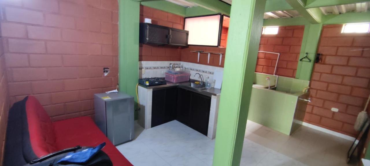 Mi Pueblo Natal Aptos Y Habitaciones Necoclí 외부 사진