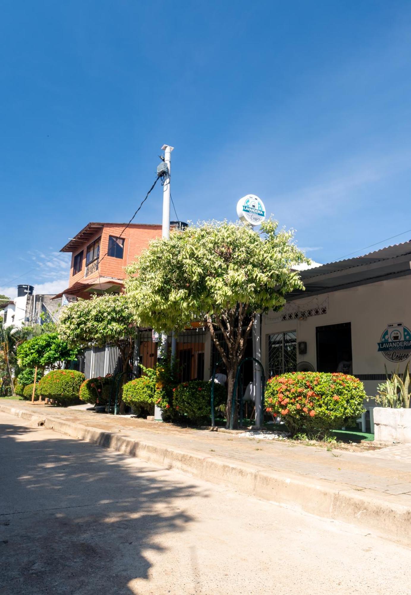 Mi Pueblo Natal Aptos Y Habitaciones Necoclí 외부 사진
